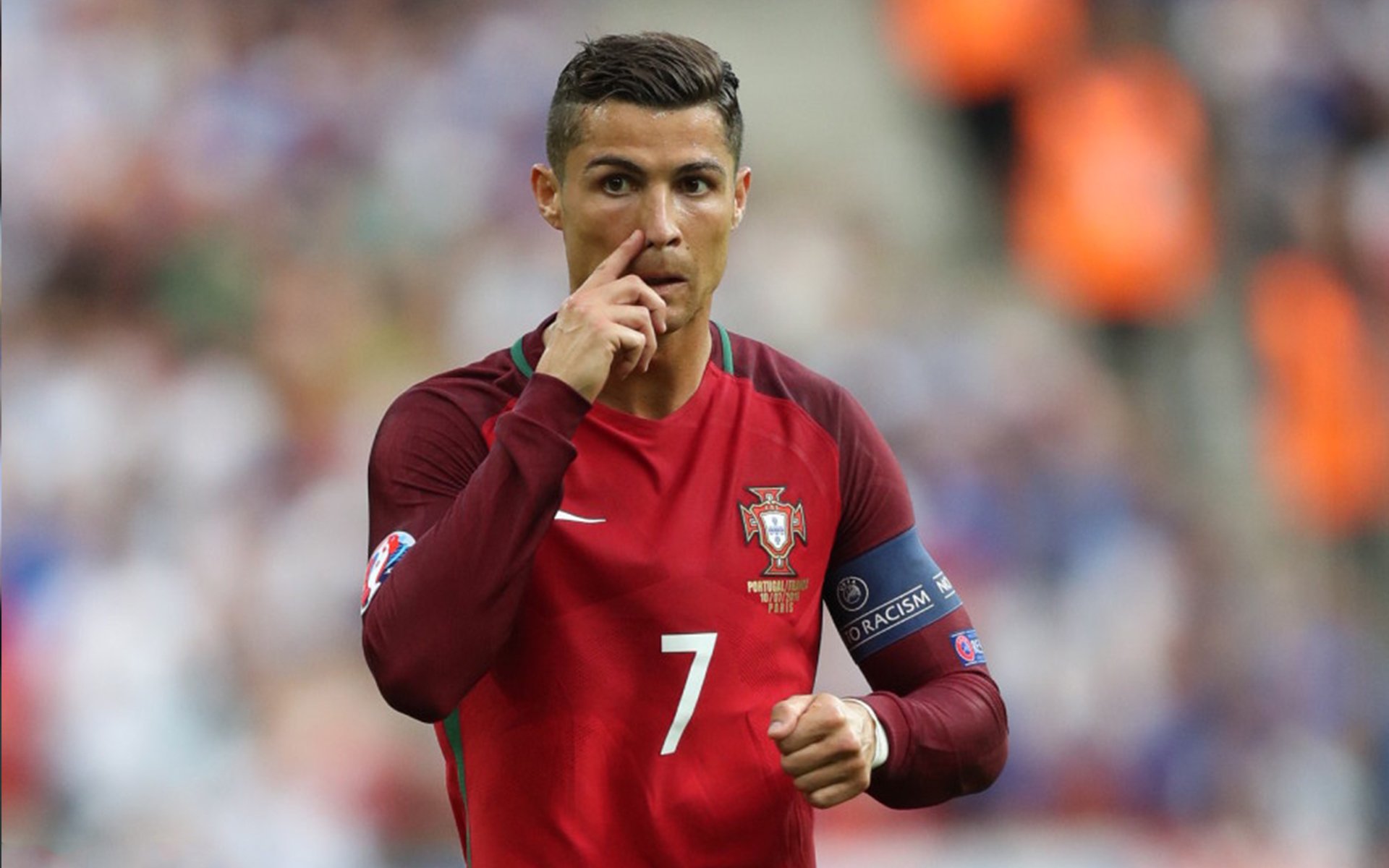 _光影变换:在灯光秀中体验不同的比赛氛围_,光影秀表演