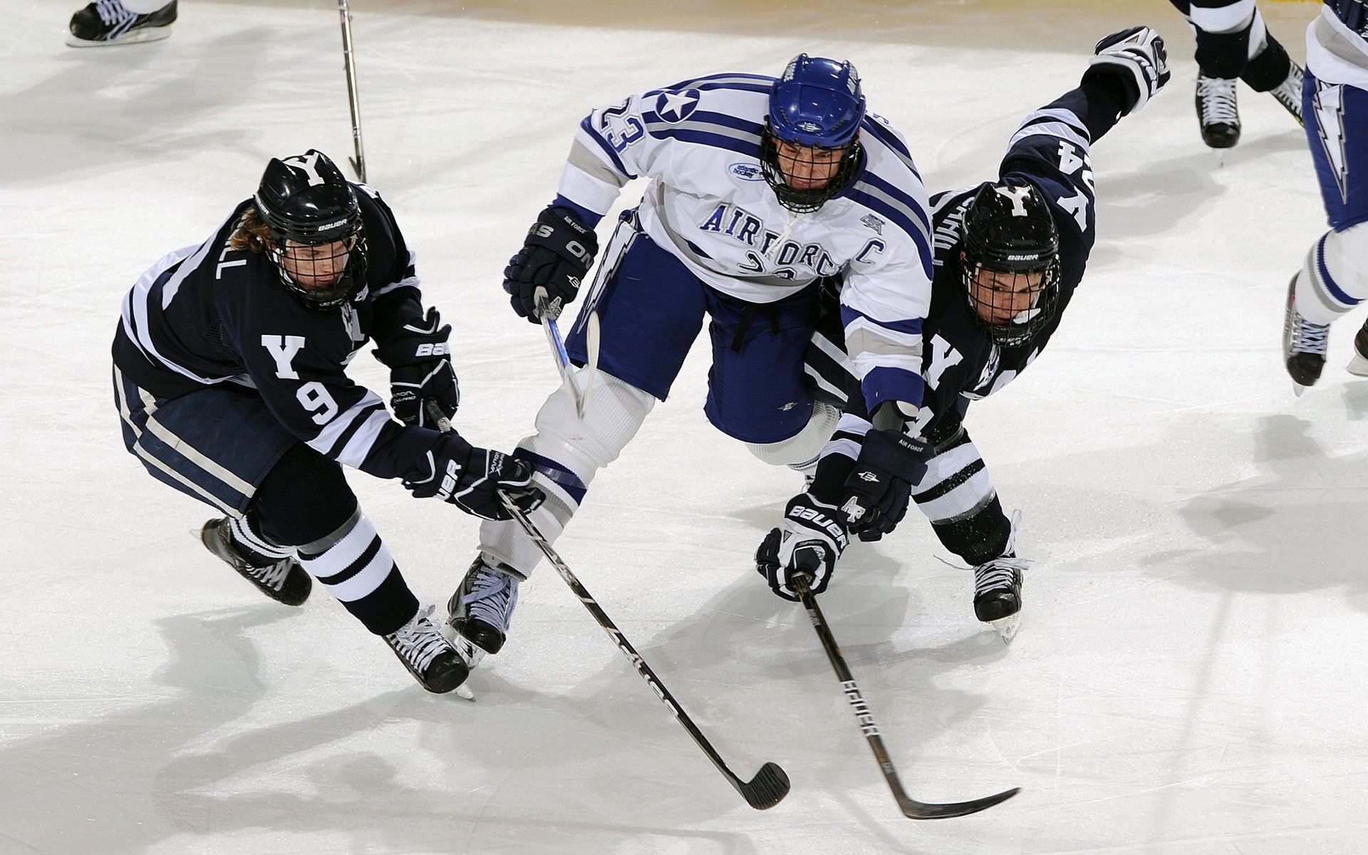 阿森纳青训连续发掘天才，为未来铺路